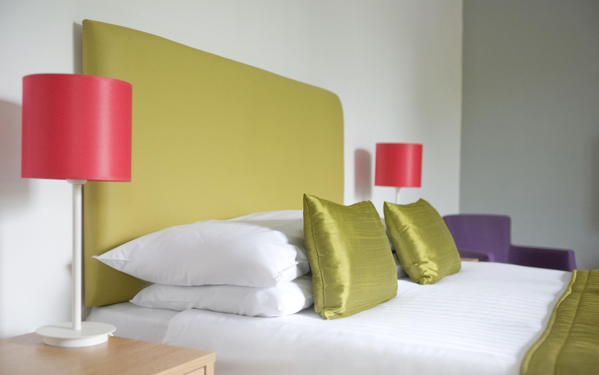 The Caledonian Hotel Fort William Luaran gambar