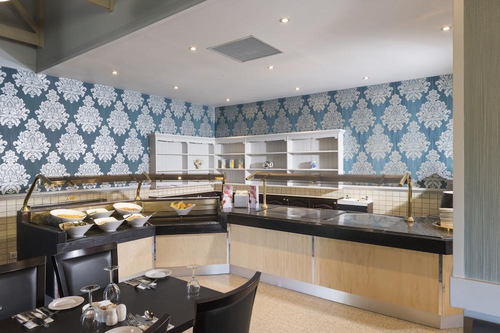 The Caledonian Hotel Fort William Luaran gambar