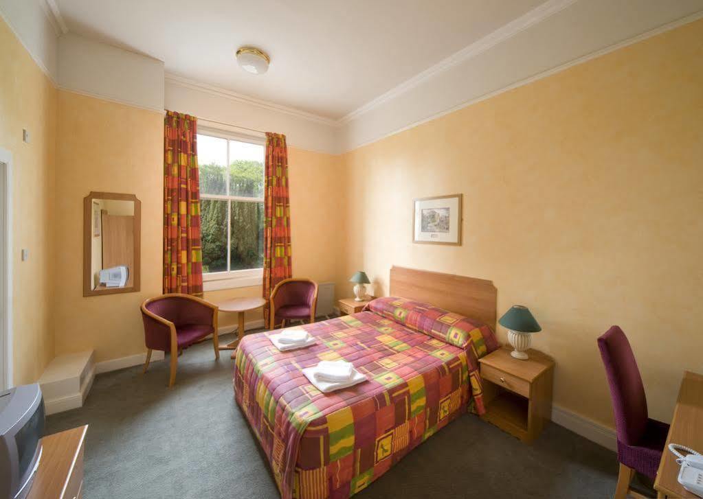 The Caledonian Hotel Fort William Luaran gambar